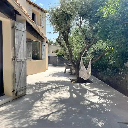 Slow Villa, 5 Avec Piscine Villa *