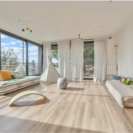 Slow Villa, 5 Avec Piscine Villa *